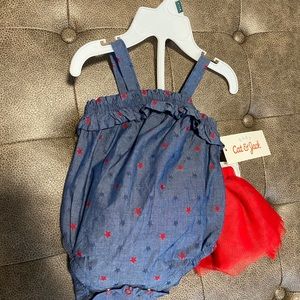 2 piece matching set / skirt w tank top.